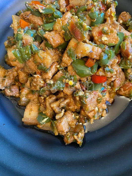 D018 碎碎辣椒炒肉丁（大辣）Stir-fried Diced Pork with Chopped Chili Pepper (Very Spicy)